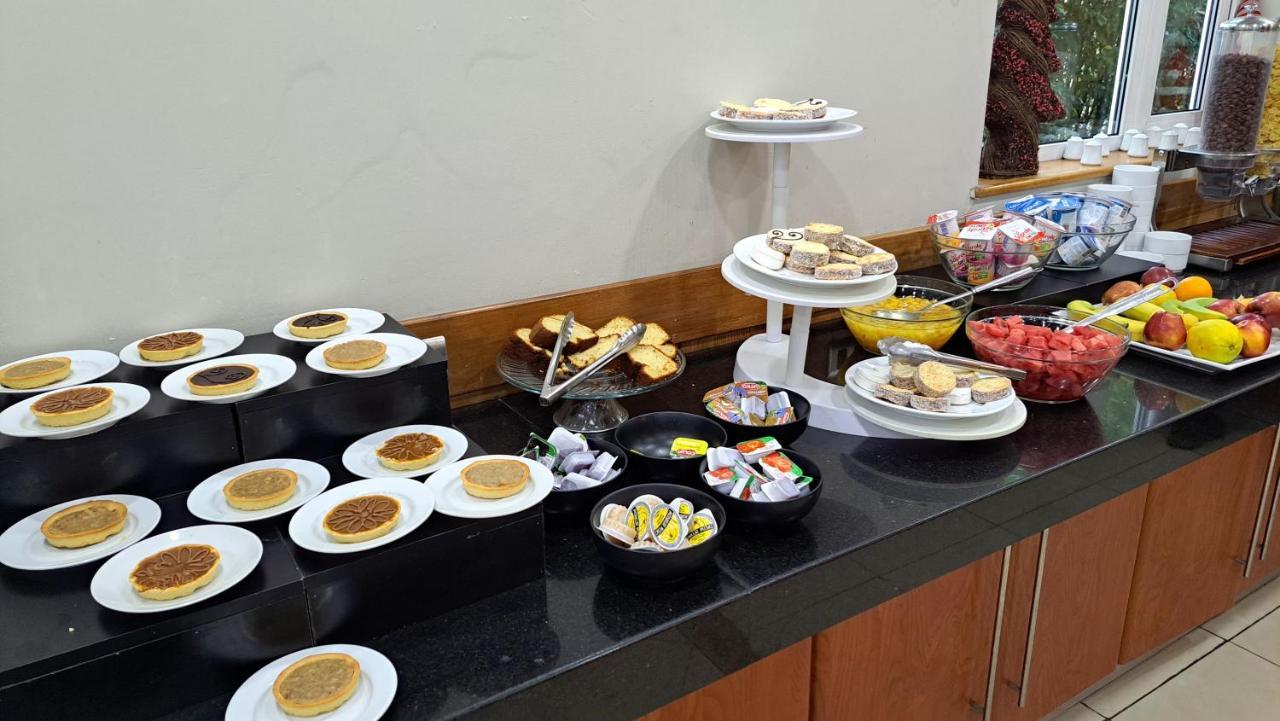 Hotel Diego De Almagro Talca タルカ エクステリア 写真