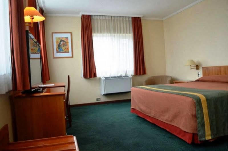 Hotel Diego De Almagro Talca タルカ エクステリア 写真